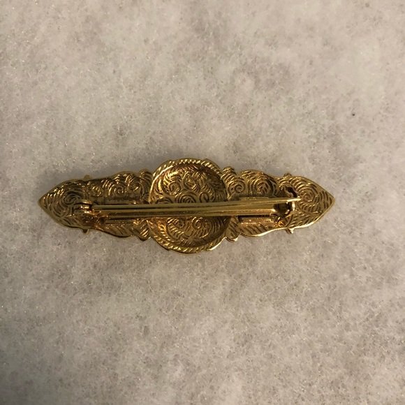 Pin - Picture 3 of 4